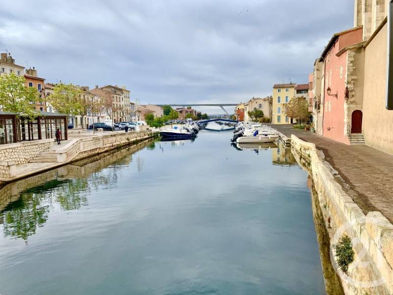 Local professionnel à la vente à Martigues quartier de l'Ile