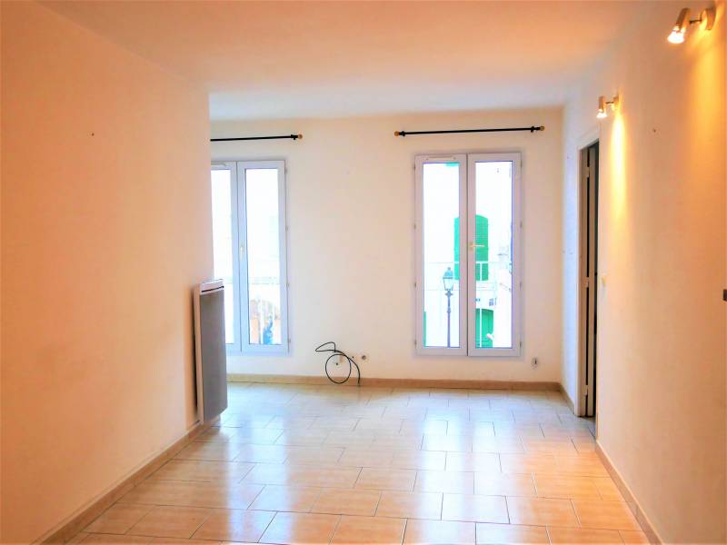 Séjour dans un appartement de Martigues centre ville de Ferrières